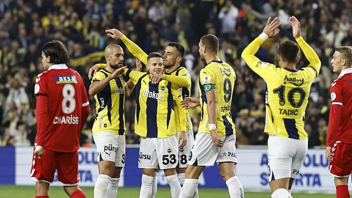 Fenerbahçe, ligde kazandığı 8 maçın 7’sinde gol yemedi