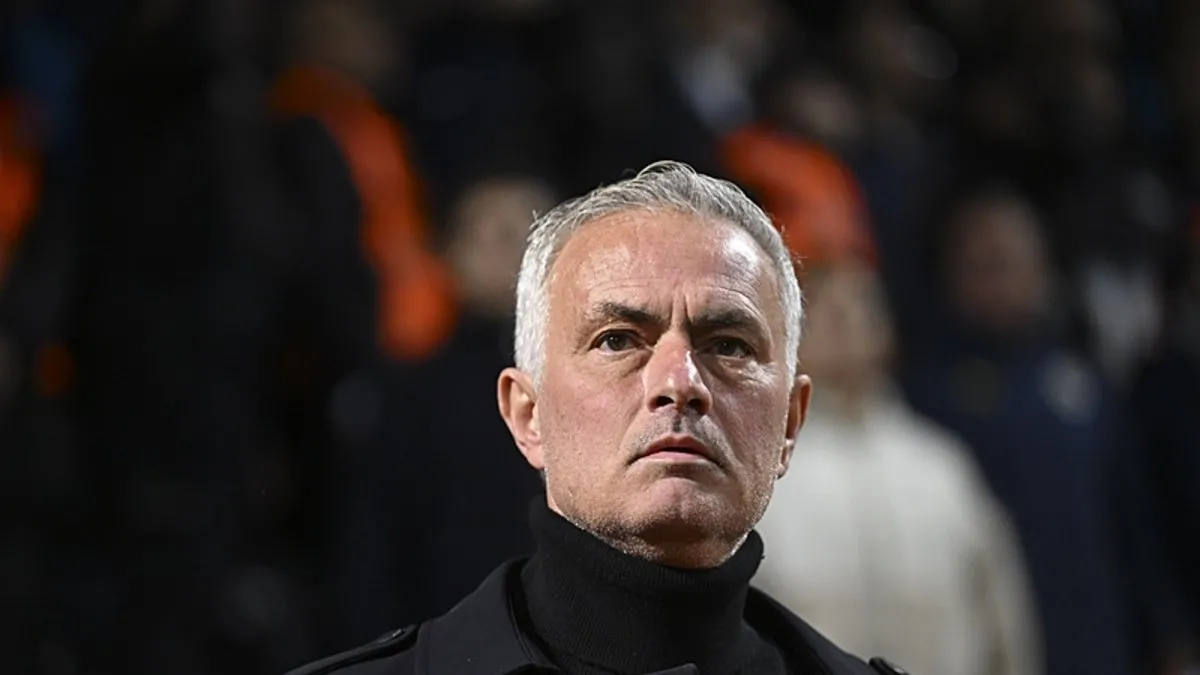 Eyüpspor maçı sonrası Mourinho’dan sert sözler: “Böylesini hiç görmedim”